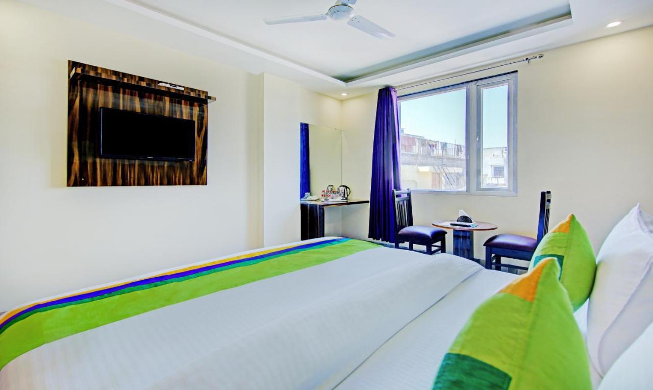 Treebo Trend Smart Signature Neu-Delhi Exterior foto